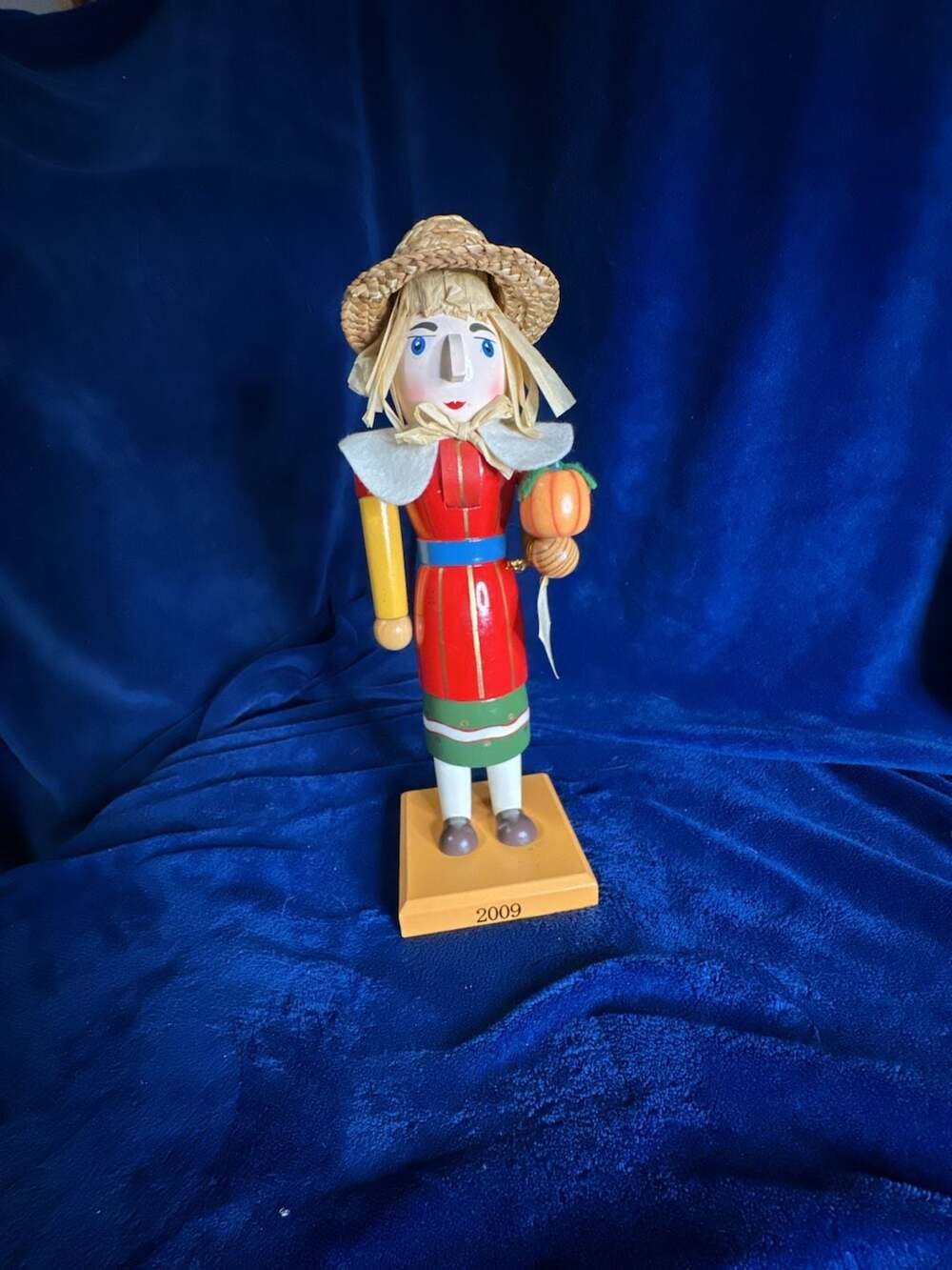 2009 Limited Edition 14-Inch Scarecrow Nutcracker